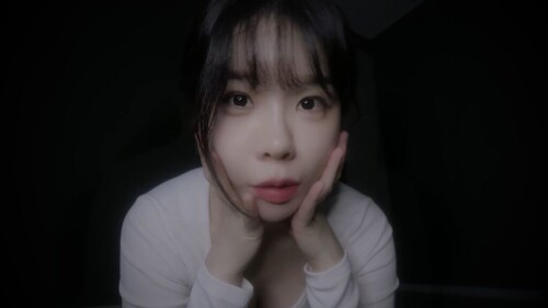 바닥에 있는 꿀을 다양한 방법으로 먹어보자. 냐암 asmr.mp4 000085218 1024x576