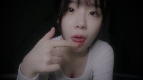 바닥에 있는 꿀을 다양한 방법으로 먹어보자. 냐암 asmr.mp4 000205171 768x432