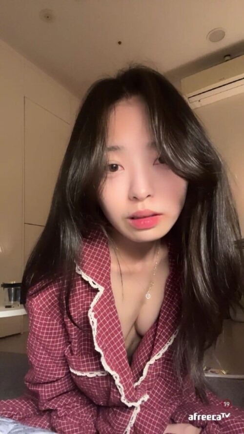 231014 1.mp4 001996895 576x1024
