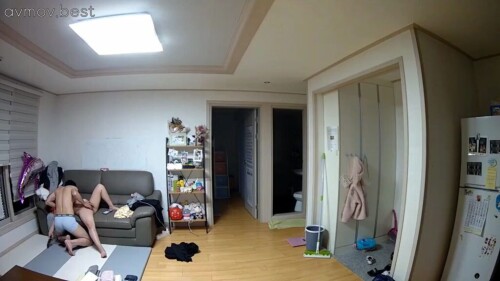01.mp4 000031028 1024x576