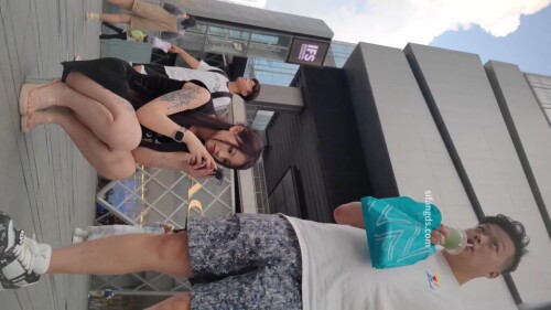 1.mp4 000042680 1024x576