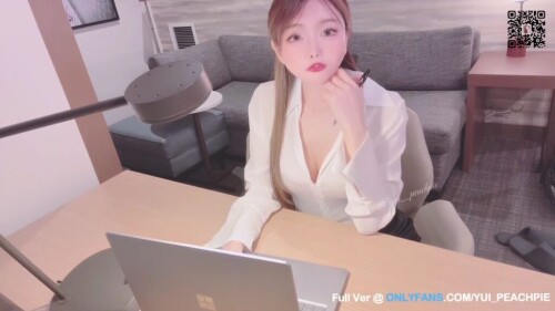 onlyfans Yui Peachpie.mp4 000016833 1024x576